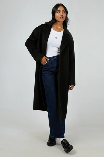 Eve Luxe Basic Coat