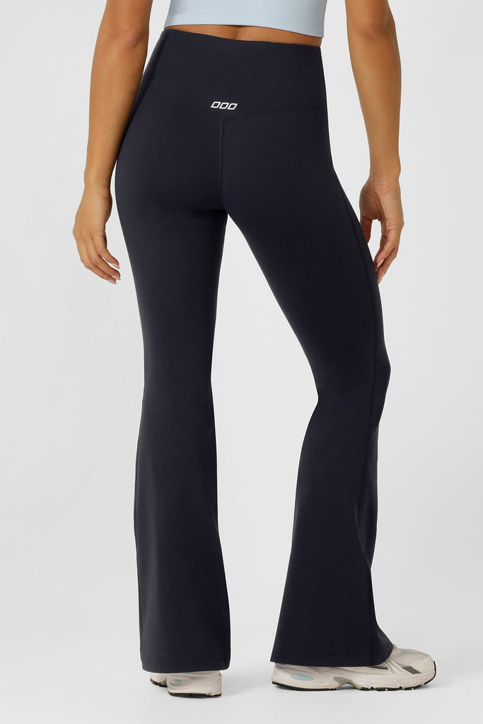 Lotus Thermal Flared Leggings | Navy