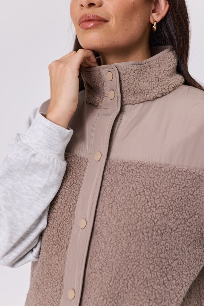 Summit Teddy Fleece Vest