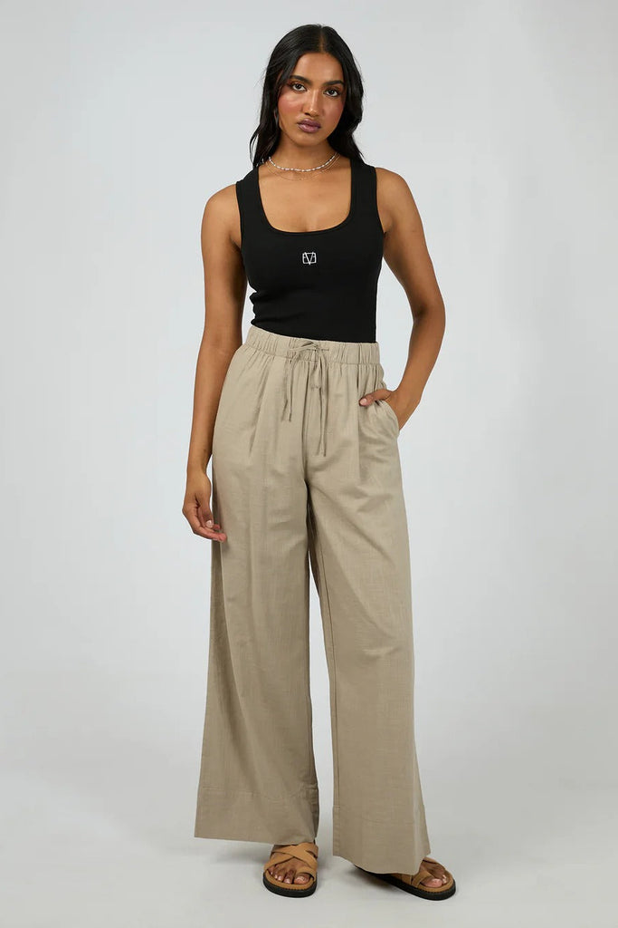 Essential Pant