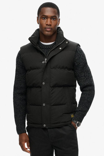 Non Hooded Everest Gilet | Black