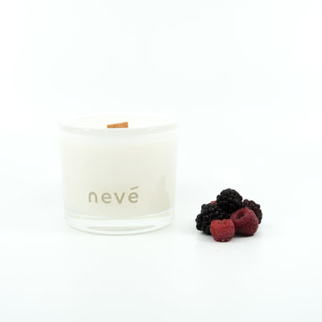 Nevé Candle Black Raspberry | Buy Scented Wooden Wick candles at GOALS